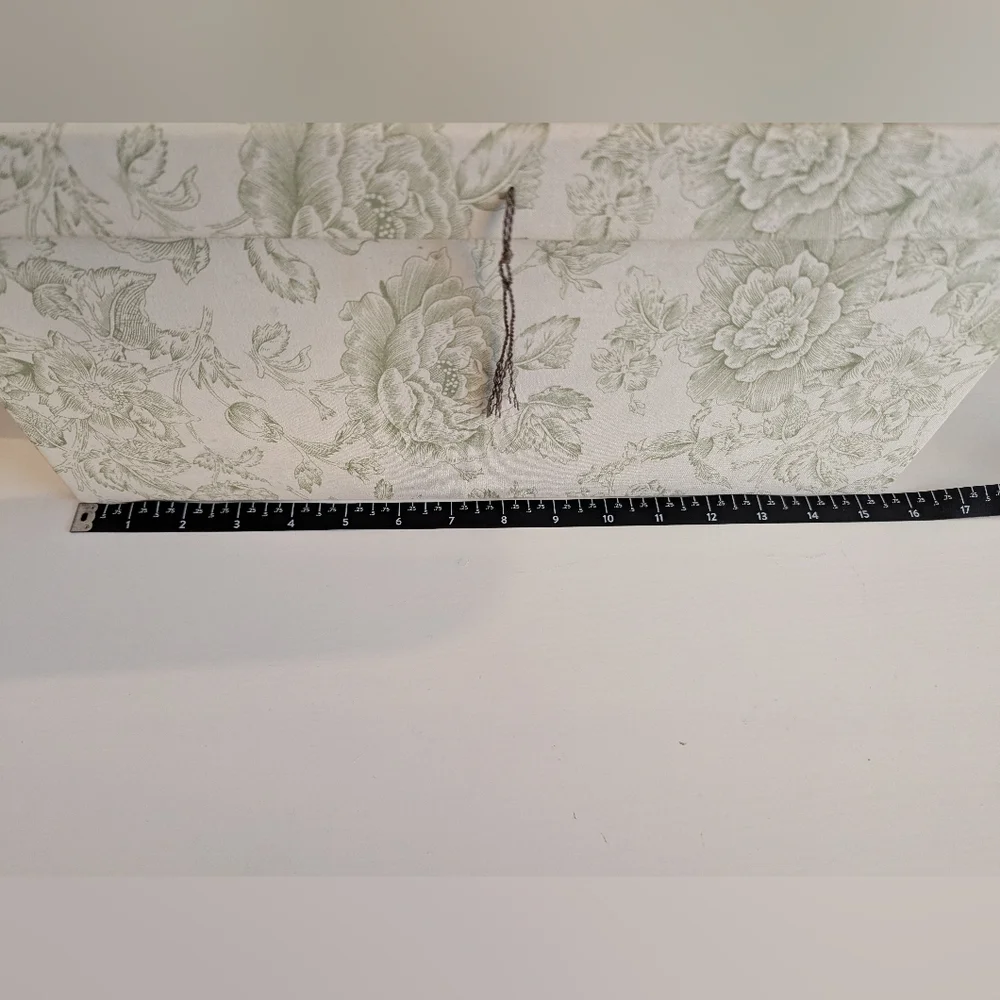 Large Floral Farmhouse Make Up Storage Container